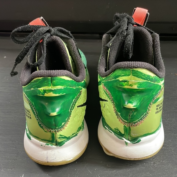 Nike Lebron Witness 5 Lime Glow
Green Size 7Y - Picture 6 of 12